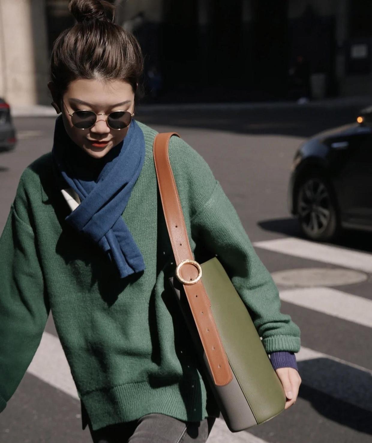 高领 百变冬日“毛衣”搭配指南,30+女性穿了时尚大方,让你格调满满