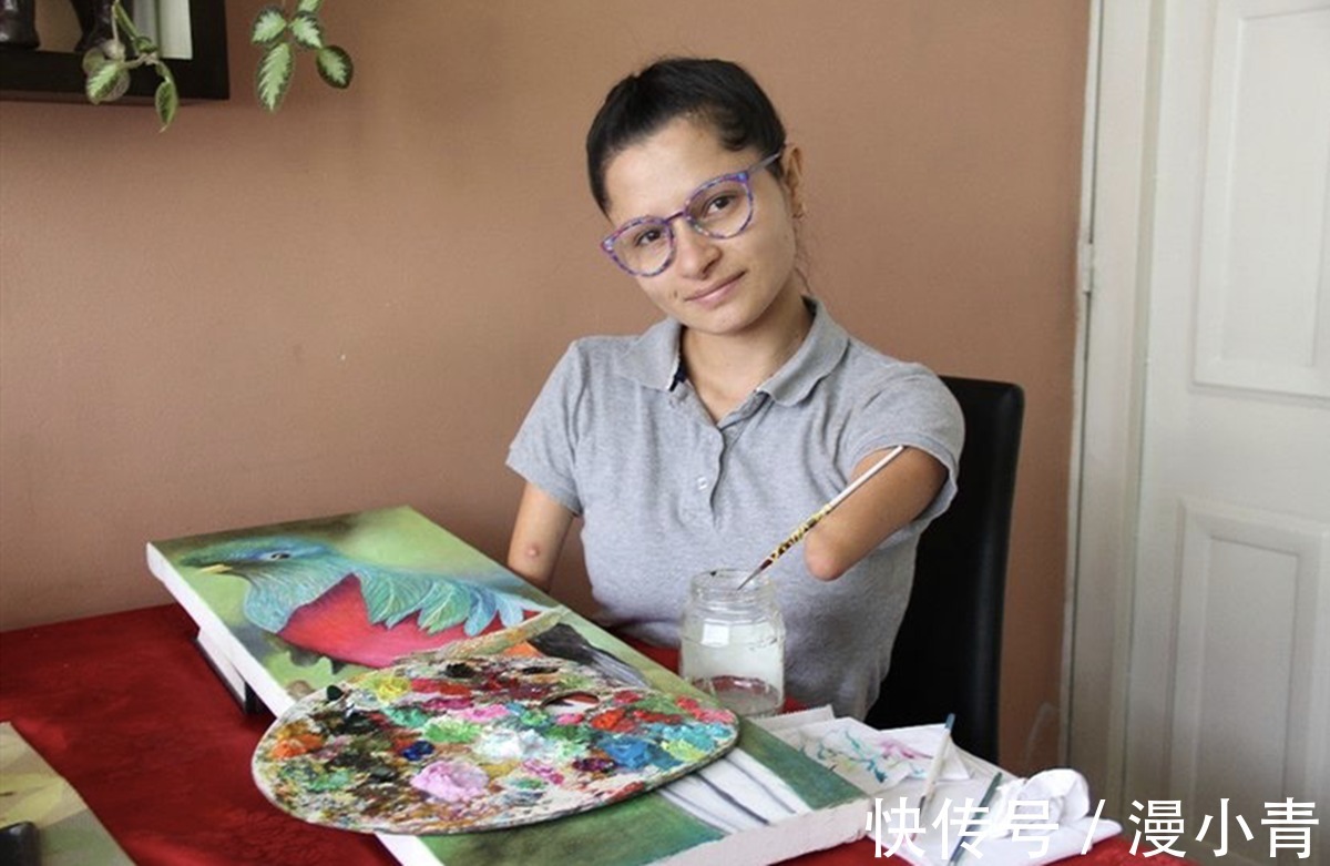 作画|手臂不全也能够作画,而且画技优秀,这下没有理由说自己画不好了