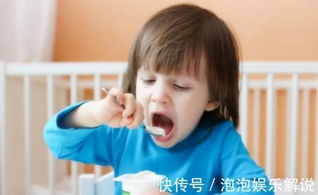 补钙|宝宝几岁才适合喝酸奶？喝酸奶的最佳年龄，很多宝妈都错过了