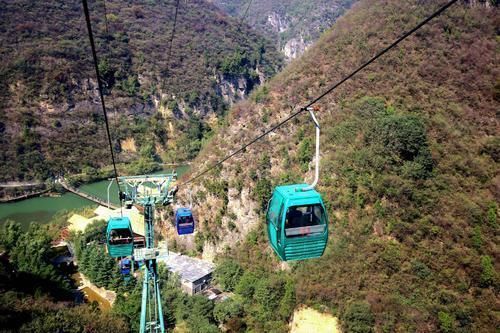 中年|为什么现在的景区在修建大门时,会选择距离景点越来越远?