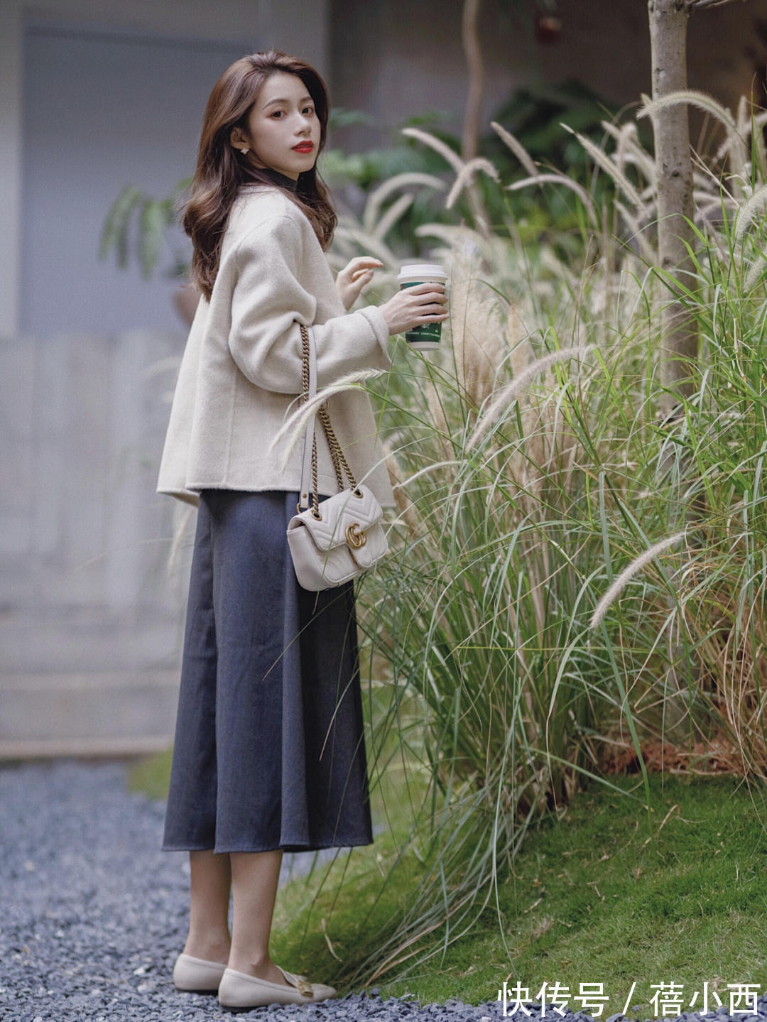 冬季 “短外套”才是最适合小个子的单品,冬季气质款长这样,时髦洋气