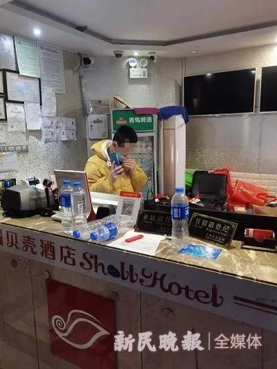 一酒店称提供过期饮用水并不知情应免罚，律师支招如何获惩罚性赔偿