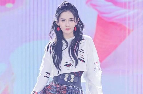 主持人|《快本》又停播?已经发了预告,开播当日却改播蔡文静新剧