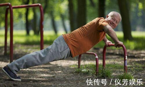 血脂|碳水化合物是高血脂的“催化剂”吗医生除了糖,这3物要忌口