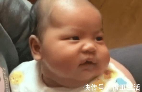 喜笑颜开|萌娃“神变脸”走红网络,回头看见爸爸后,表情也是绝了
