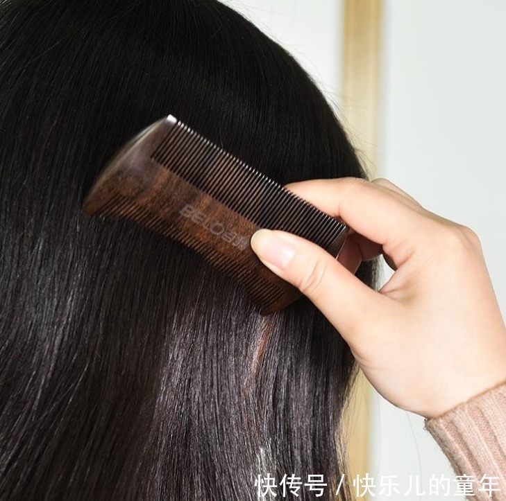 夹板|女儿被同学染上头虱,妈妈用热夹板一夹,下一幕引起舒适