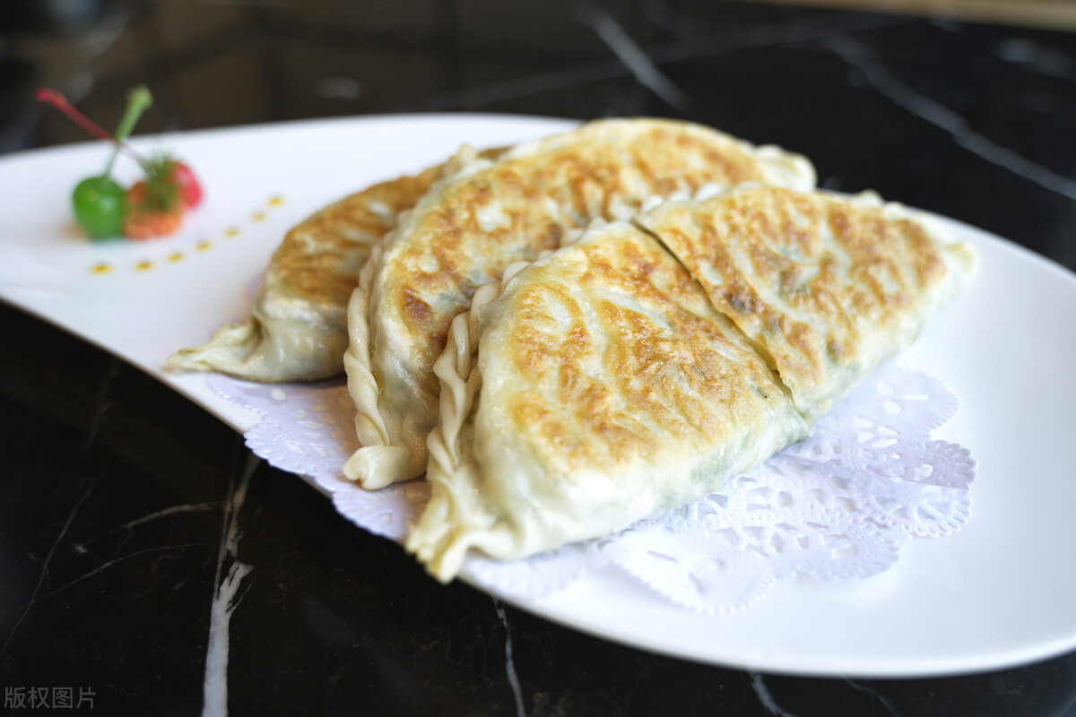 食欲|这菜又叫洗肠草，鲜香美味促食欲，早餐煎一煎上桌，孩子特爱吃