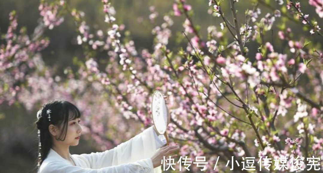 汤显祖@唐朝痴情才子对初恋一往情深,写下的这首爱情诗,每一句都很感人