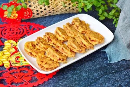  香酥炸藕合，又酥又糯，一口咬下去唇齿流香