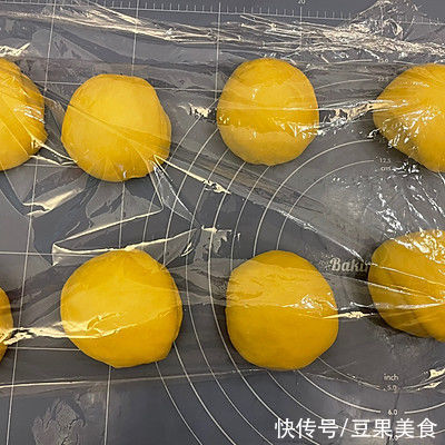 2g鸡蛋|可爱到爆的牛奶面包卷