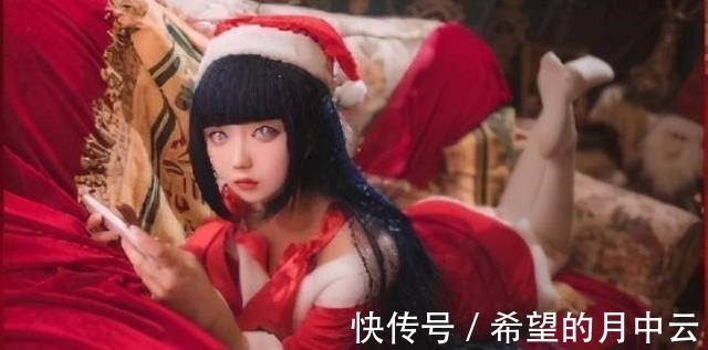 圣诞版|美女火影圣诞装COS,白袜雏田VS裸足天天,可爱还是敌不过性感