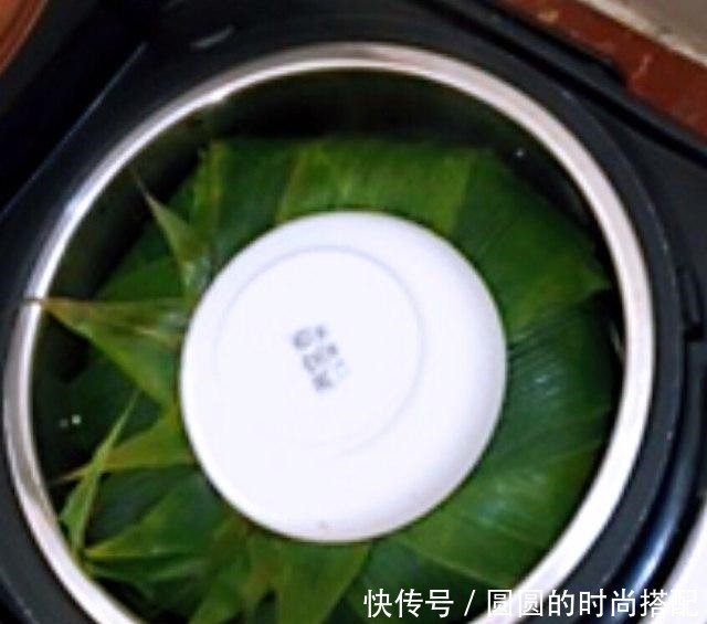 粽香糯米鸡，香香糯糯，太好吃了！