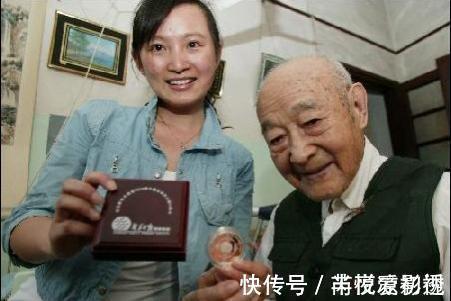 最长寿|“世界最长寿教授”111岁郑集养生秘诀:4个习惯,乐享天年