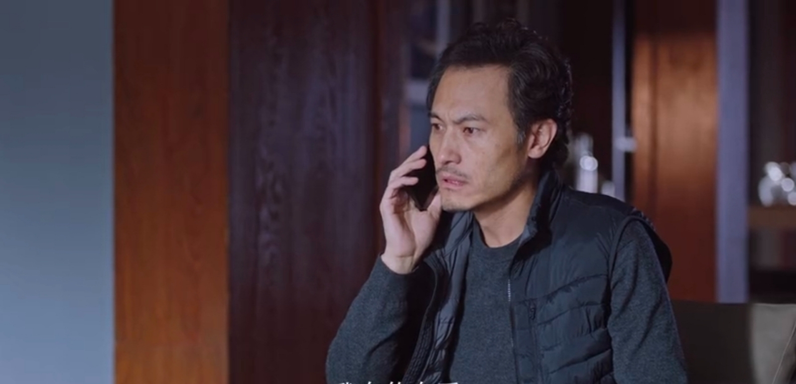 突围悲情戏:全员演技过关,只有他是唯一败笔,仅剩贪欲毫无情感