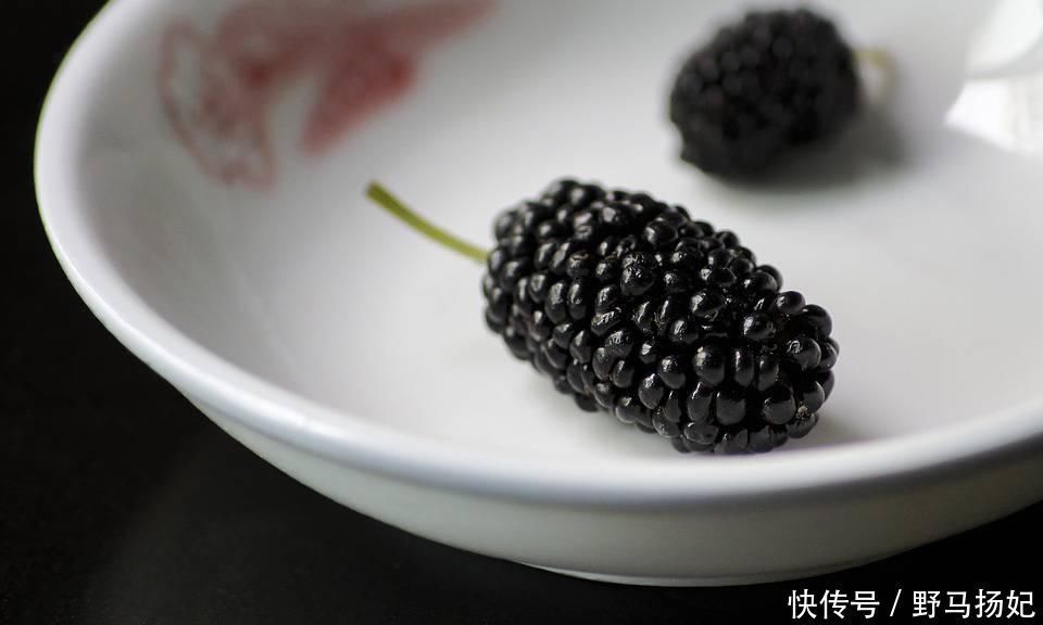 血管|能溶栓的五種食物，女性到35歲，堅持每天換著吃，血管通暢有彈性