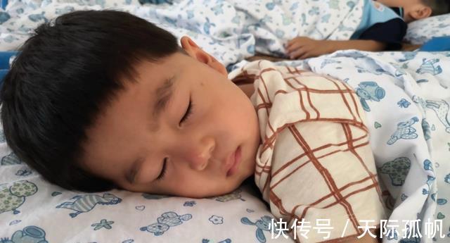 表哥|10岁男孩半年增高13公分,他是如何做到的,大家不妨一试