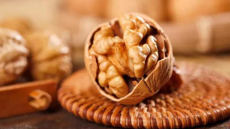 什么时候吃核桃最好时间选不对,吃核桃就等于“白吃”,了解下