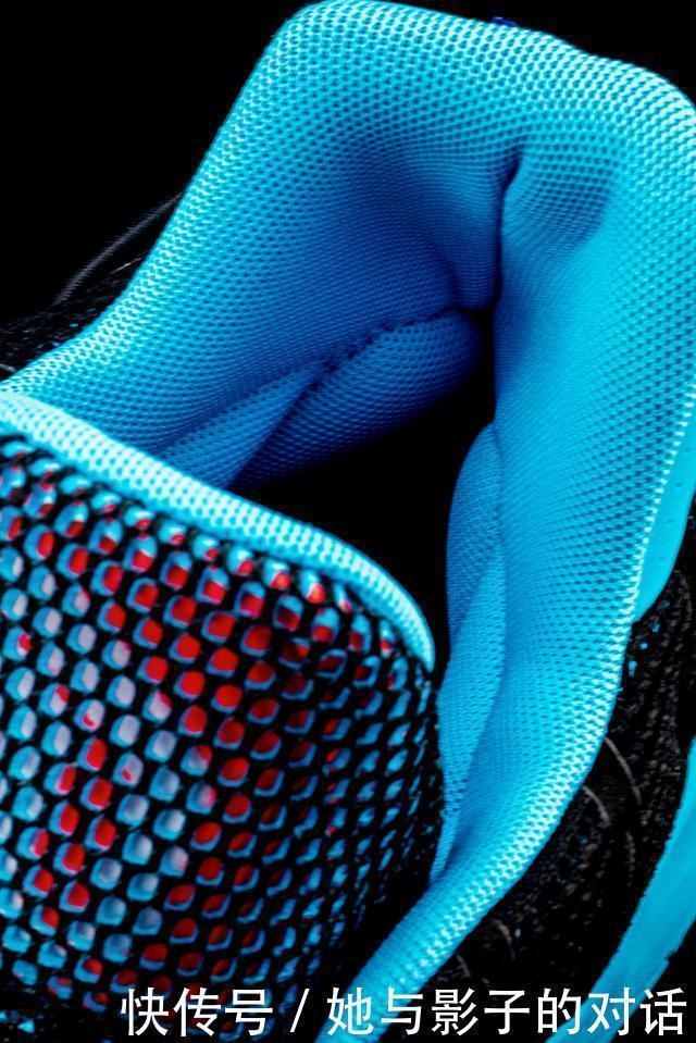 3d 鸳鸯撞色+裸眼3D!上脚这双鞋,谁都忍不住多看两眼