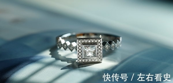 铂金 如何买钻戒?提前get这些能帮你省一大把时间和Money!