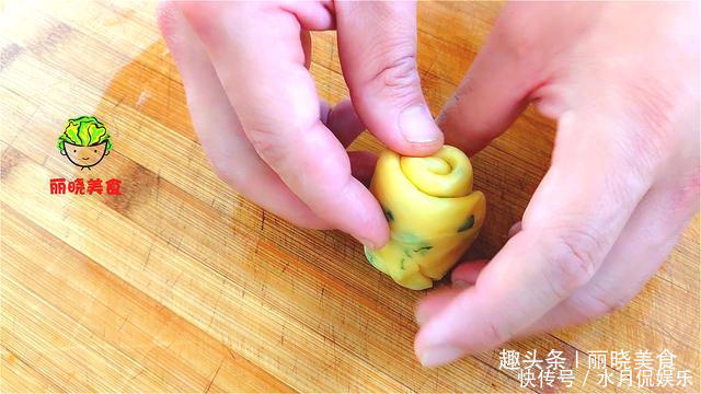 小剂子|早餐别买了,30年厨师长教我懒人做法,做一次10天不早起,长见识