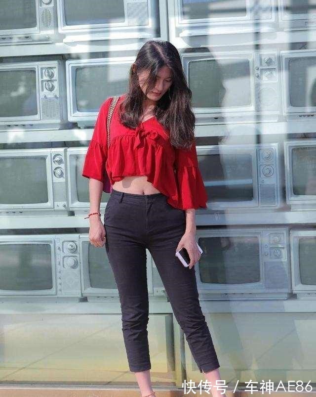 穿搭 率性自然的瑜伽裤穿搭更显非凡品位,休闲百搭又耐看,彰显个性!