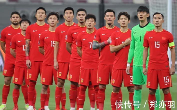 国足教练组|国足生涯或结束!继李铁后,李霄鹏也看不上郑智,确定无缘12强赛