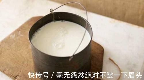 乳糖酶|很多人问:每天喝牛奶与不喝牛奶的人有什么差别?看营养师怎么说