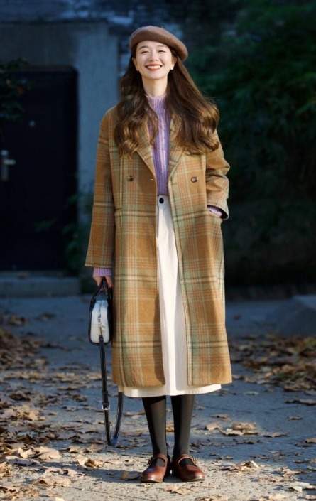 针织衫 优雅与身材无关,气质女人更适合“大衣+针织衫”,冬季穿刚刚好