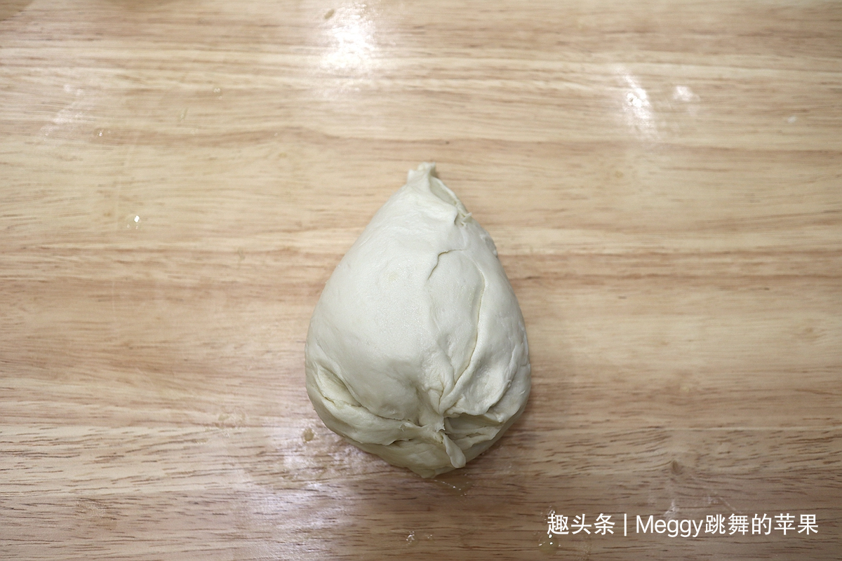 中筋面粉|3种口味的家常饼,外皮酥香柔软多层,切一刀卷一卷就这么简单