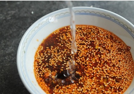 暖和|冬天起床难,早餐这样吃,十分钟搞定,酸爽开胃,吃一碗全身暖和