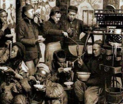 历史|金字塔曾挖出16具清朝遗骸,隐藏了怎样的历史?真相让人心酸