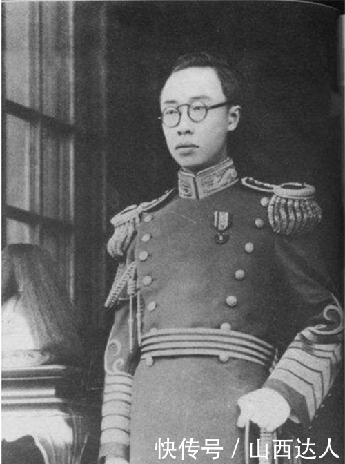 溥仪|溥仪晚年去理发,他一本正经问了理发师一个问题,众人都笑出了声