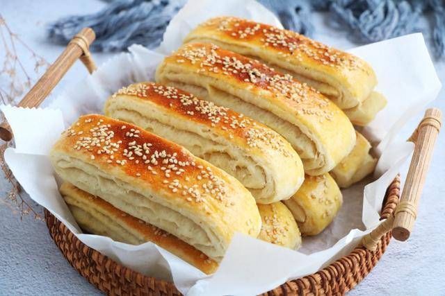 特香|面粉别蒸馒头了,这种做法你想不到,比馒头油条要好吃,特香!