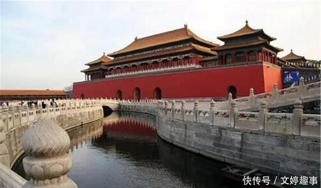 故宫600年来从不积水,内部的排水设施,正可谓“巧夺天工”
