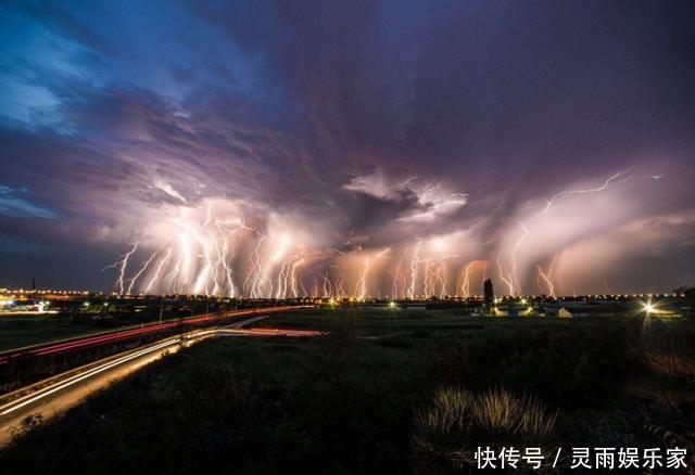 在翻手为云覆手为雨的大自然面前，人类太渺小了