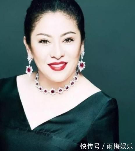 鸽子蛋 向太的奢华“珠宝收藏”,8600万项链是日常,这应该是鸡蛋