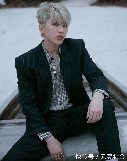 奔跑吧私下聚餐：BABY素颜接地气，蔡徐坤郭麒麟座位距离有亮点