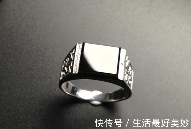 翡翠龙牌$翡翠真的就是女士的专属吗不!这些翡翠首饰男士也配!