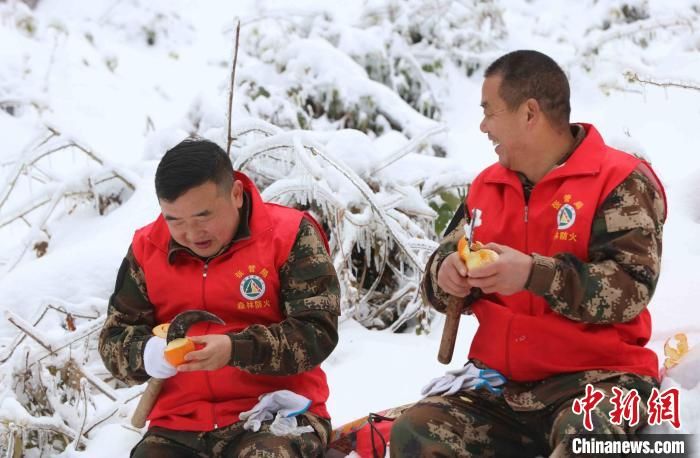 湖南|湖南张家界：寒冬踏雪护山林