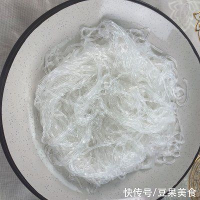 蒸虾|鲜虾啤酒｜金针粉丝蒸虾｜小酌夏夜