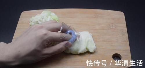 家家户户|你家有废旧的塑料瓶吗？这个用途太棒了，花钱都买不到，涨知识了