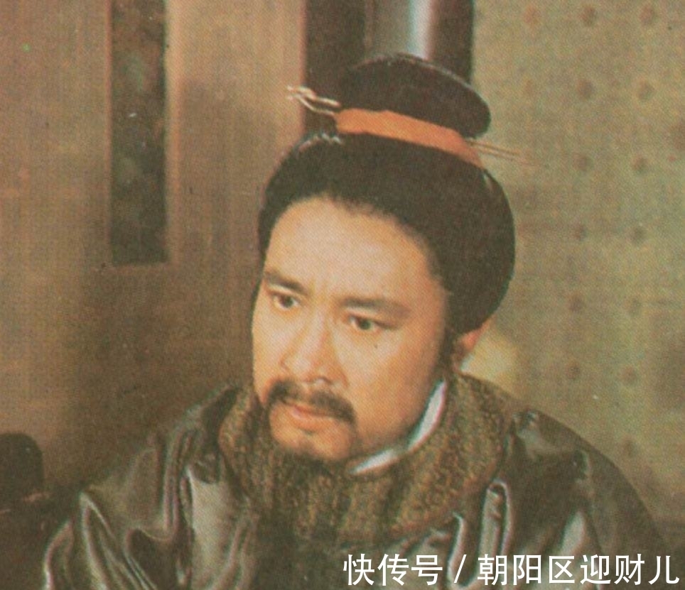 王夫人&《红楼梦》：夸孩子都夸不对，贾赦饭桌上这番话有多愚蠢？