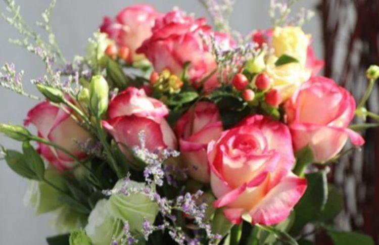 4种花是花中大美女,开花量超大,香飘十里优雅迷人