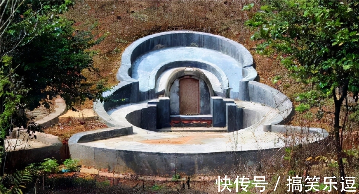 风水!坟边长竹须迁坟,坟前两物成富人,“两物”是什么?