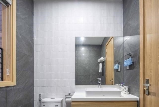 农村|卖掉城里100㎡,回农村建230㎡别墅,一楼院子顶楼露台,生活安逸