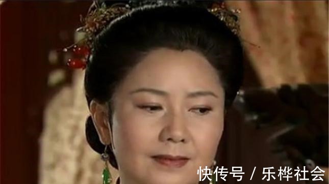 红楼梦$红楼梦:凤姐“指桑骂槐”,直接把宝钗骂得心跳加速、热血上涌