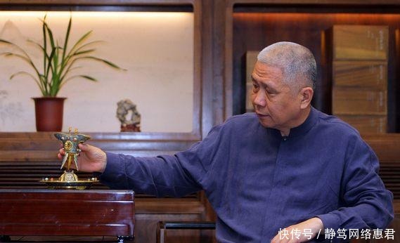 马未|马未都身上为何从不戴玉?他用2个字解释了原因,值得一看