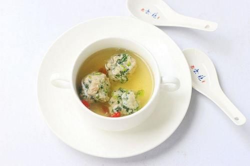 这肉丸子做法一定要吃，不腥不柴，香嫩弹滑，照做必好吃