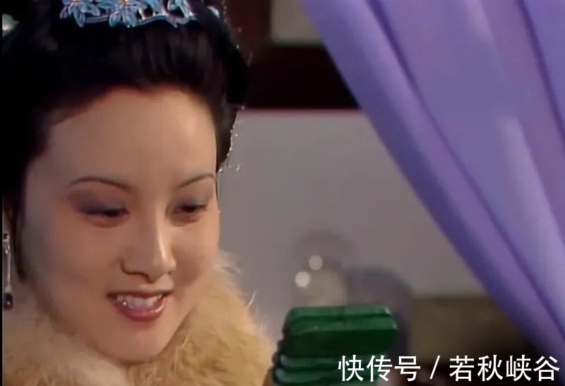 红楼梦$红楼梦:贾府的凤凰,远不止元春和探春两人,这二人也有龙凤之象