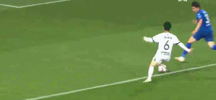 支云|上一名效力草蜢的中國球員：今年恢復(fù)中國國籍，現(xiàn)效力南通